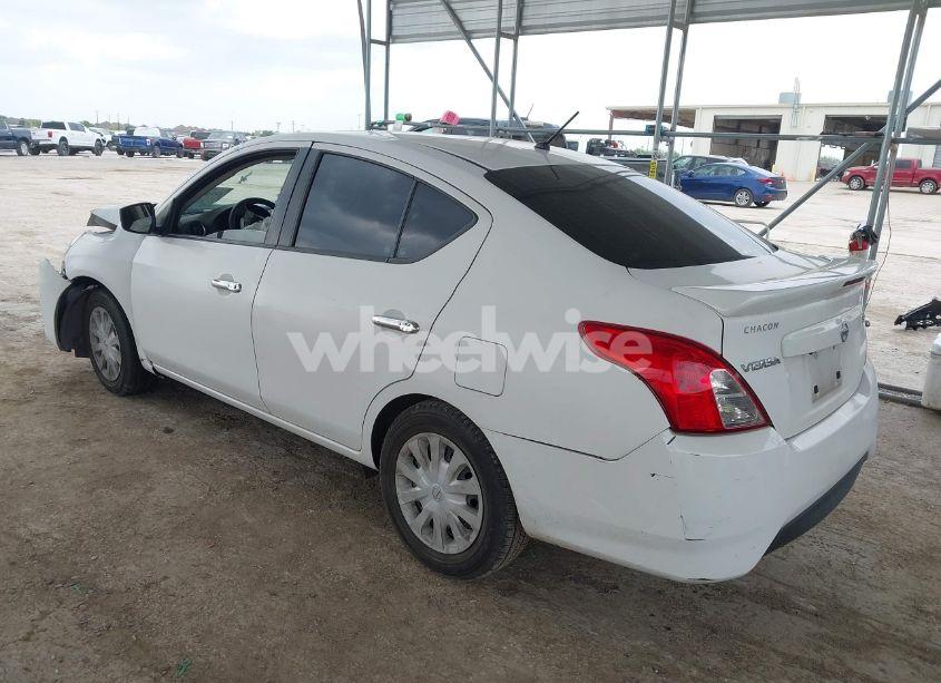 Photo 3 of 2019 Nissan Versa 1.6 SV (VIN 3N1CN7AP8KL831449)