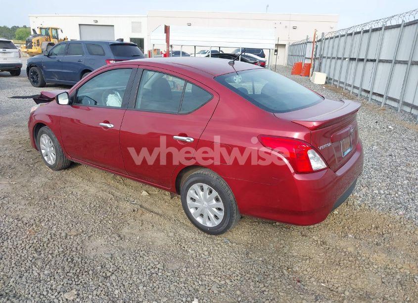 Photo 3 of 2019 Nissan Versa 1.6 SV (VIN 3N1CN7AP8KL843407)