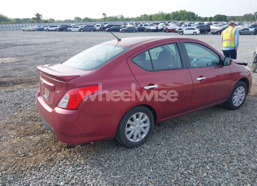 Photo 4 of 2019 Nissan Versa 1.6 SV (VIN 3N1CN7AP8KL843407)