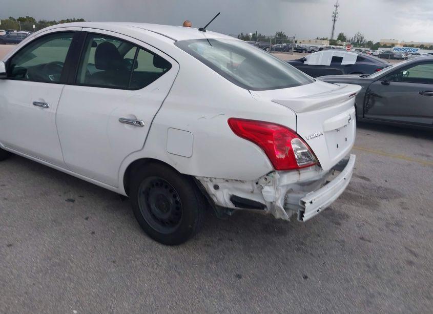 Photo 6 of 2019 Nissan Versa 1.6 SV (VIN 3N1CN7AP8KL845660)