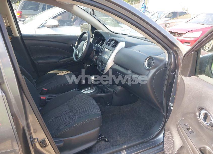 Photo 5 of 2019 Nissan Versa 1.6 SV (VIN 3N1CN7AP8KL852236)