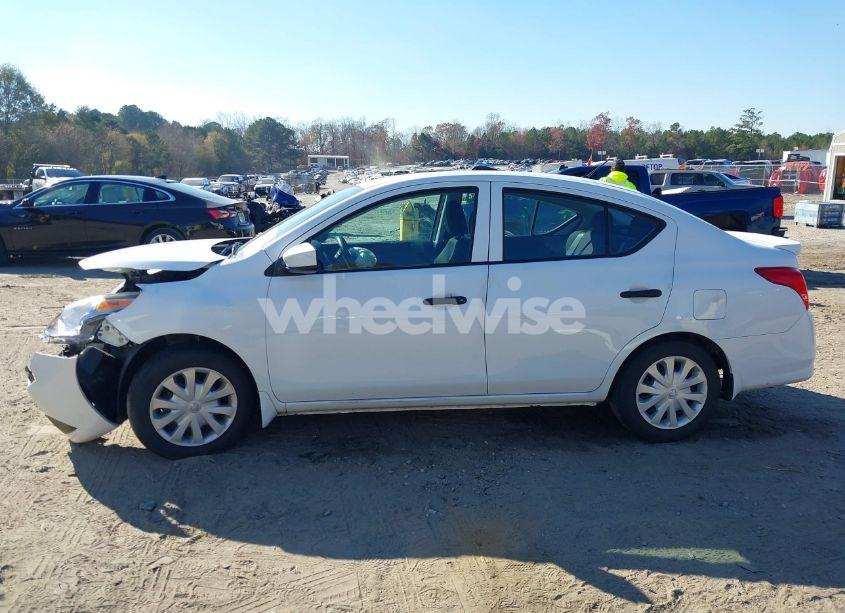 Photo 14 of 2019 Nissan Versa 1.6 S+ (VIN 3N1CN7AP8KL873300)