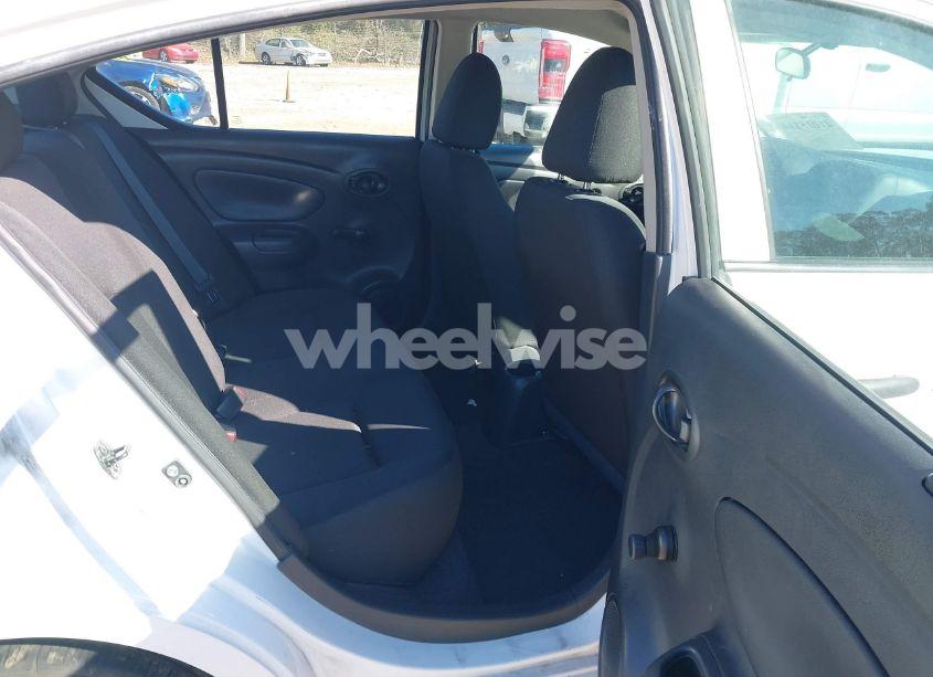 Photo 8 of 2019 Nissan Versa 1.6 S+ (VIN 3N1CN7AP8KL873300)