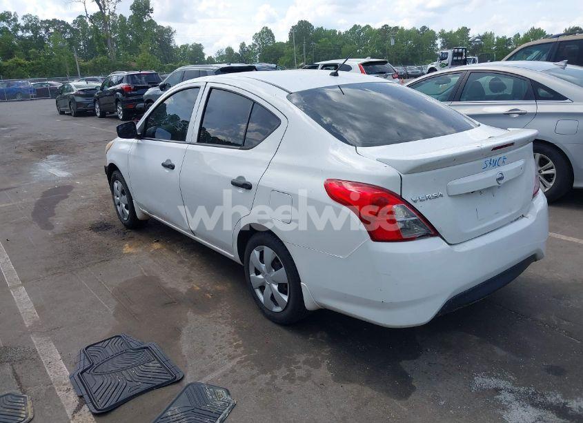 Photo 3 of 2019 Nissan Versa 1.6 S+ (VIN 3N1CN7AP8KL875242)
