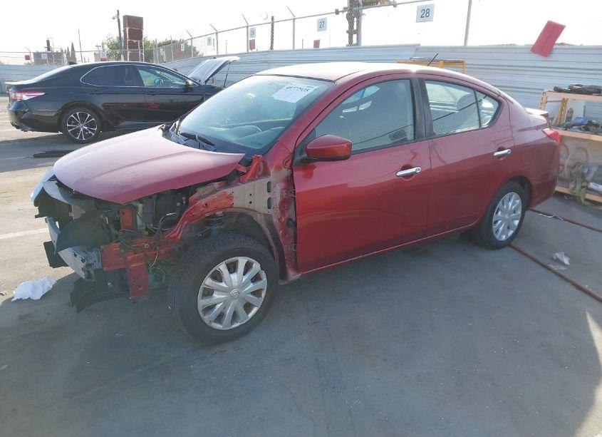 Photo 2 of 2019 Nissan Versa 1.6 SV (VIN 3N1CN7AP8KL880070)