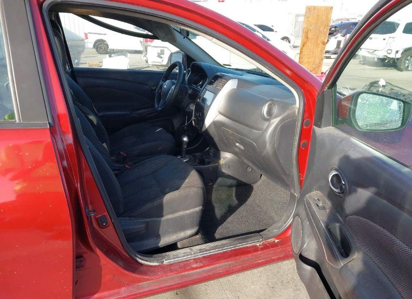 Photo 5 of 2019 Nissan Versa 1.6 SV (VIN 3N1CN7AP8KL880070)