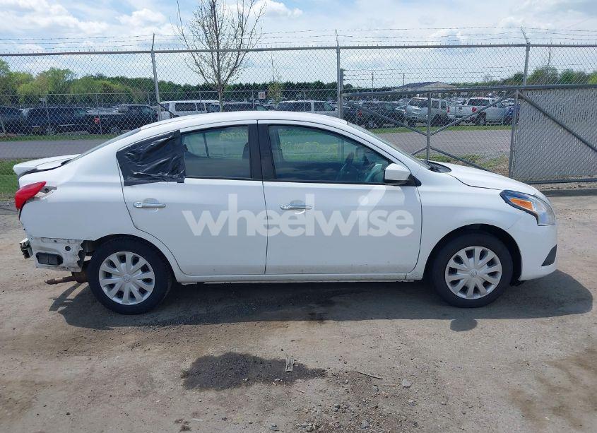 Photo 13 of 2019 Nissan Versa 1.6 SV (VIN 3N1CN7AP8KL880389)