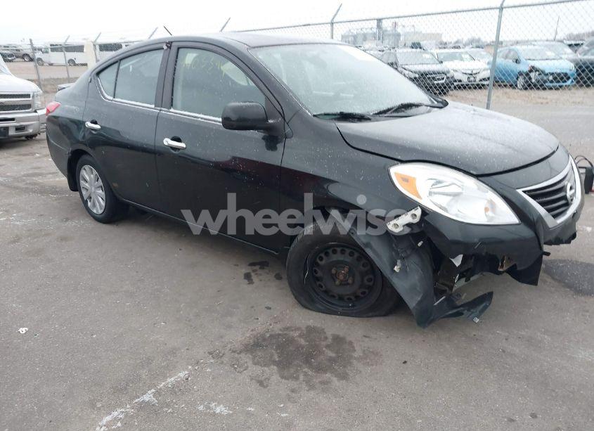 2013 Nissan Versa 1.6 SV (VIN 3N1CN7AP9DL861059) main photo