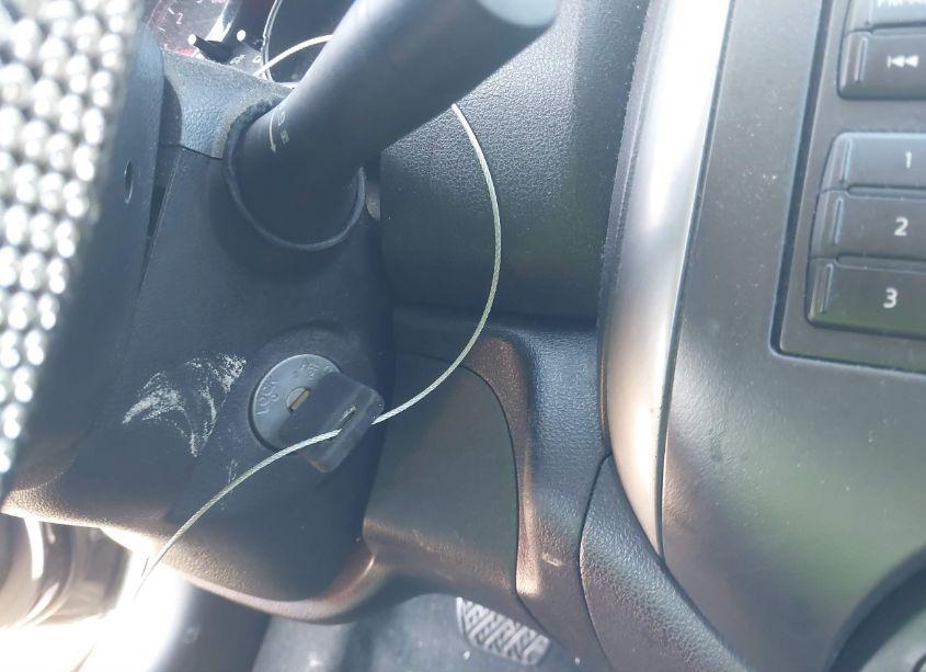 Photo 11 of 2013 Nissan Versa 1.6 SV (VIN 3N1CN7AP9DL884003)