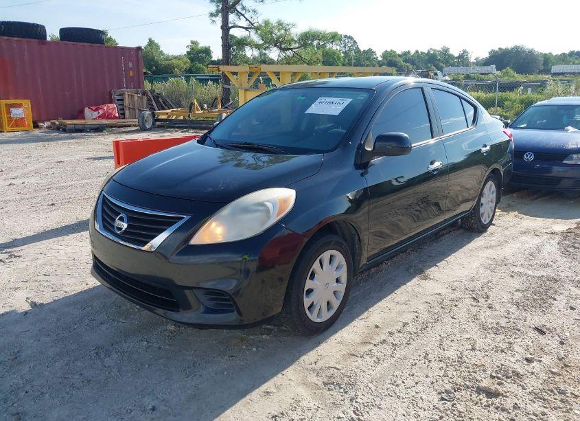 Photo 2 of 2013 Nissan Versa 1.6 SV (VIN 3N1CN7AP9DL884003)