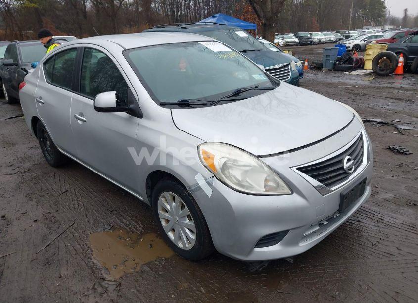 2013 Nissan Versa 1.6 SV (VIN 3N1CN7AP9DL885703) main photo
