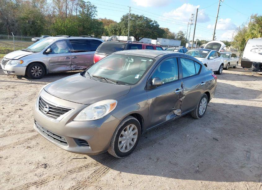 Photo 2 of 2013 Nissan Versa 1.6 SV (VIN 3N1CN7AP9DL886446)