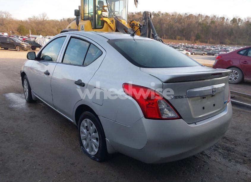 Photo 3 of 2013 Nissan Versa 1.6 S+ (VIN 3N1CN7AP9DL891517)