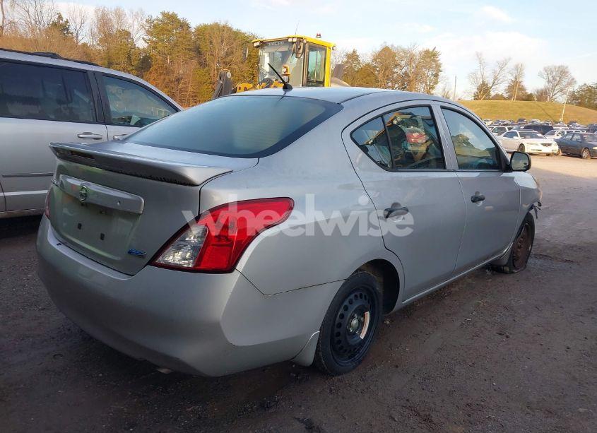 Photo 4 of 2013 Nissan Versa 1.6 S+ (VIN 3N1CN7AP9DL891517)