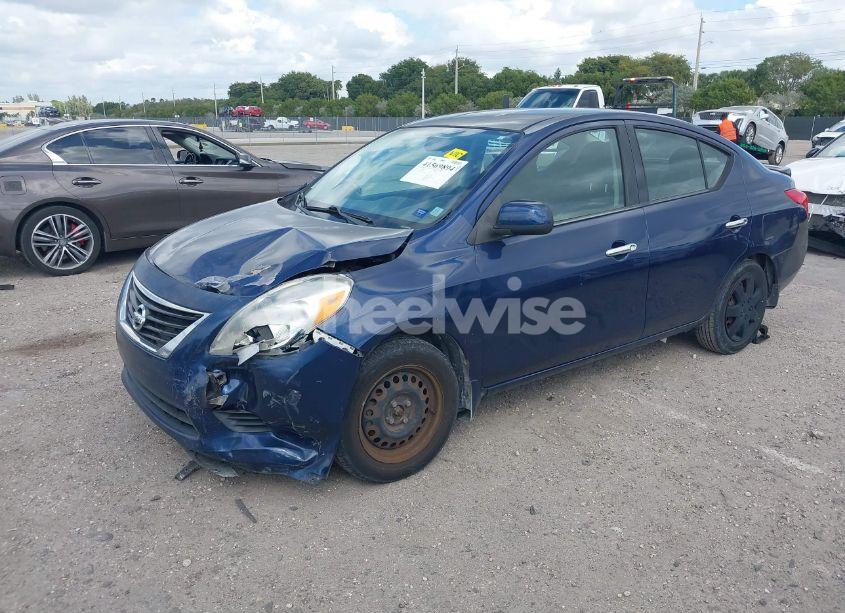 Photo 2 of 2014 Nissan Versa 1.6 SV (VIN 3N1CN7AP9EK444547)