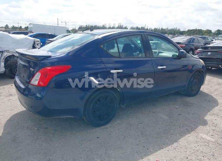 Photo 4 of 2014 Nissan Versa 1.6 SV (VIN 3N1CN7AP9EK444547)