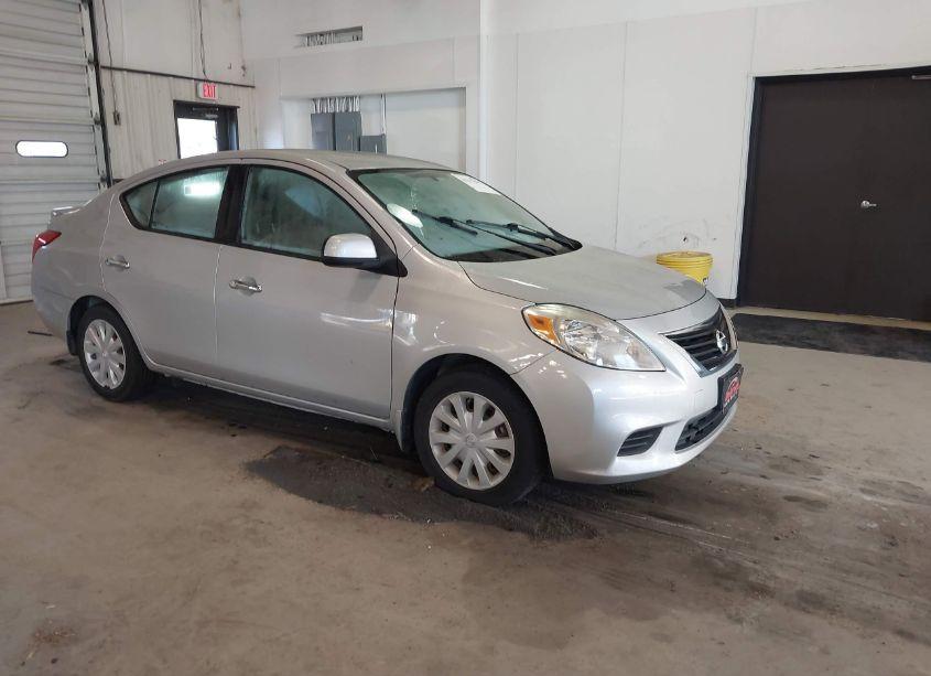 2014 Nissan Versa 1.6 SV (VIN 3N1CN7AP9EK456326) main photo