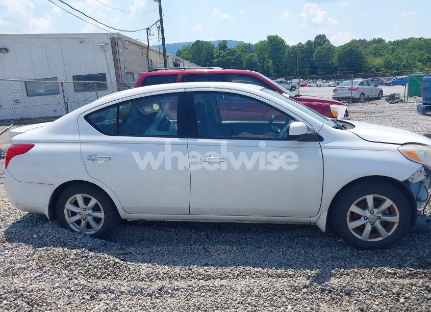 Photo 14 of 2014 Nissan Versa 1.6 SV (VIN 3N1CN7AP9EL807844)