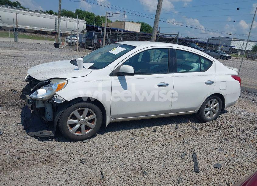 Photo 15 of 2014 Nissan Versa 1.6 SV (VIN 3N1CN7AP9EL807844)