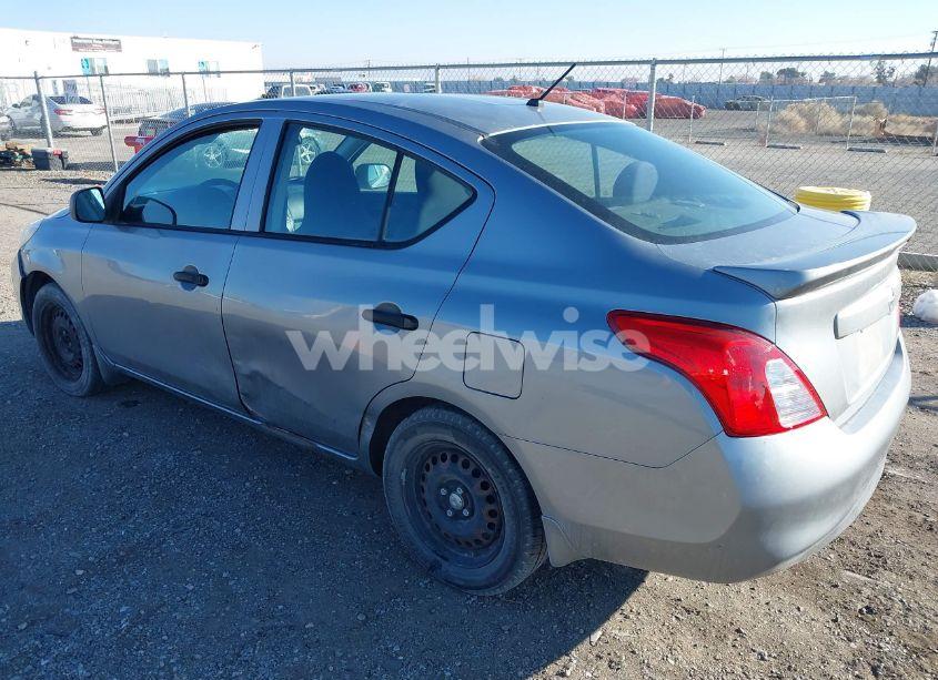Photo 3 of 2014 Nissan Versa 1.6 S+ (VIN 3N1CN7AP9EL815006)