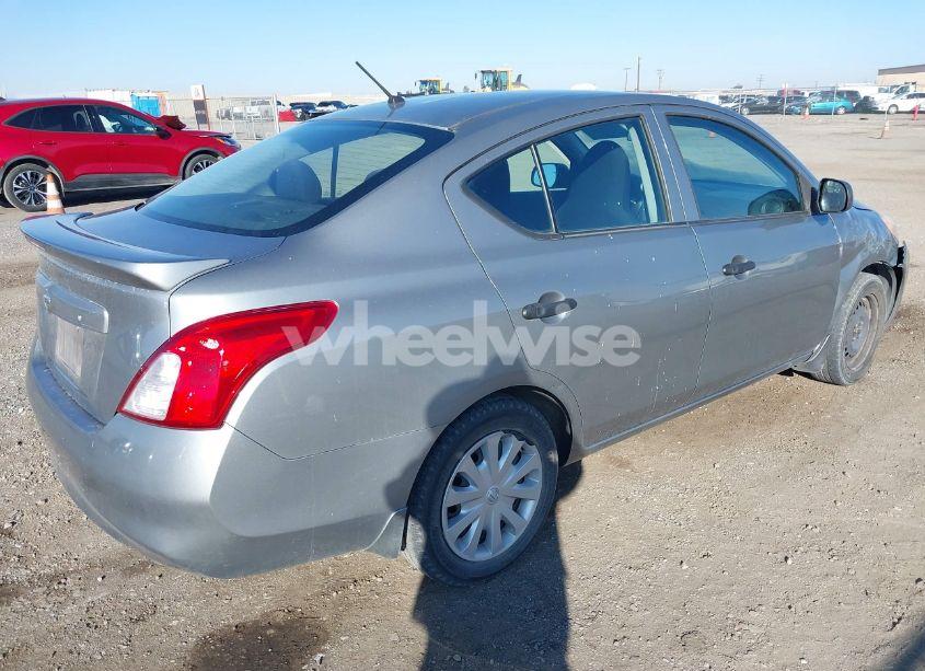 Photo 4 of 2014 Nissan Versa 1.6 S+ (VIN 3N1CN7AP9EL815006)