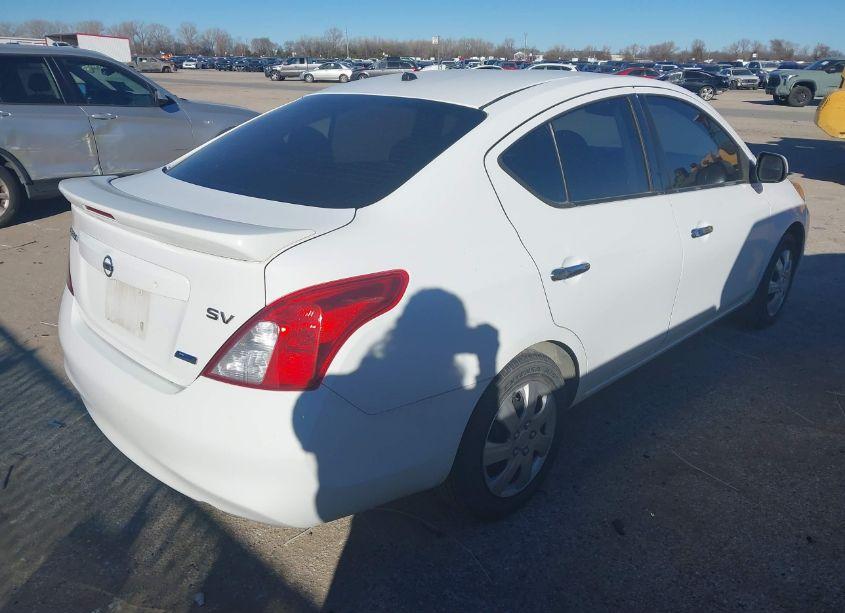 Photo 4 of 2014 Nissan Versa 1.6 SV (VIN 3N1CN7AP9EL829536)