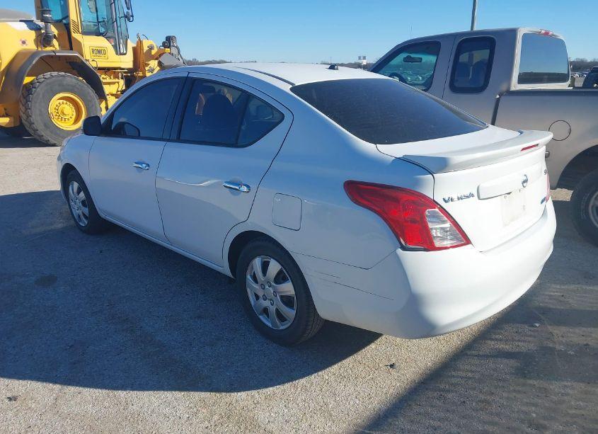 Photo 6 of 2014 Nissan Versa 1.6 SV (VIN 3N1CN7AP9EL829536)
