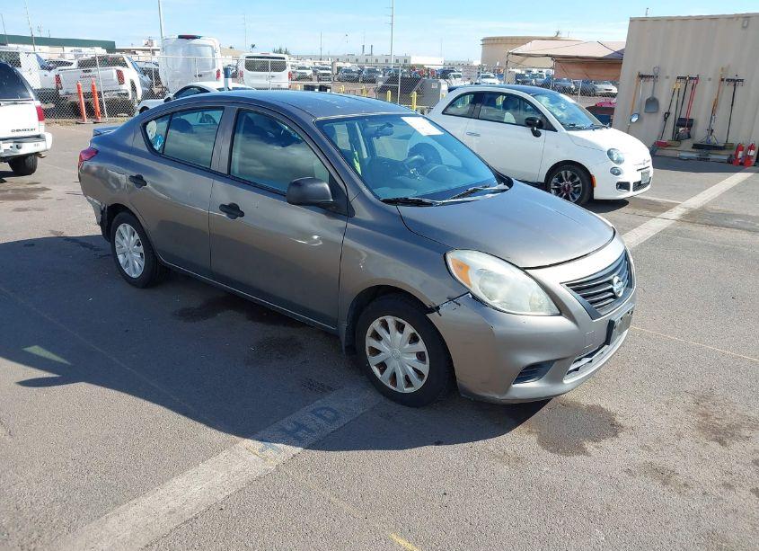 2014 Nissan Versa 1.6 S+ (VIN 3N1CN7AP9EL845624) main photo