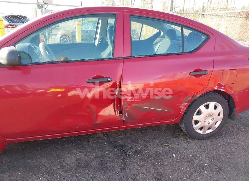 Photo 6 of 2014 Nissan Versa 1.6 S+ (VIN 3N1CN7AP9EL847051)