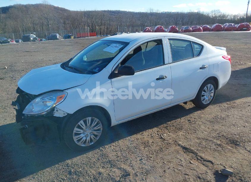 Photo 2 of 2014 Nissan Versa 1.6 S+ (VIN 3N1CN7AP9EL853240)