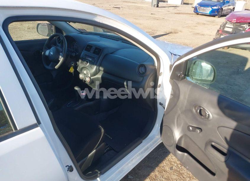 Photo 5 of 2014 Nissan Versa 1.6 S+ (VIN 3N1CN7AP9EL853240)