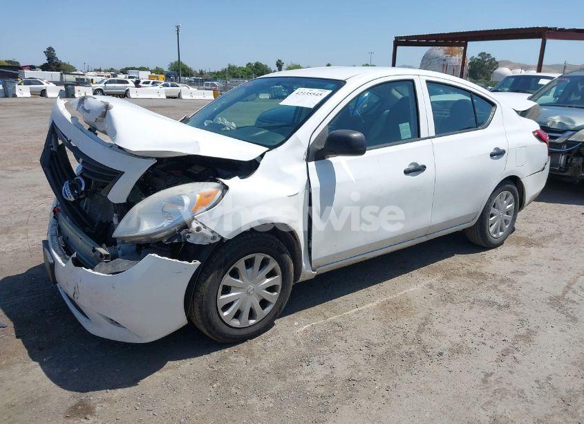 Photo 2 of 2014 Nissan Versa 1.6 S (VIN 3N1CN7AP9EL859524)