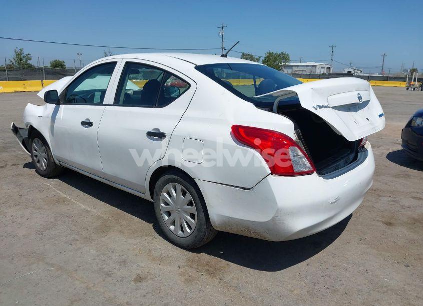 Photo 3 of 2014 Nissan Versa 1.6 S (VIN 3N1CN7AP9EL859524)