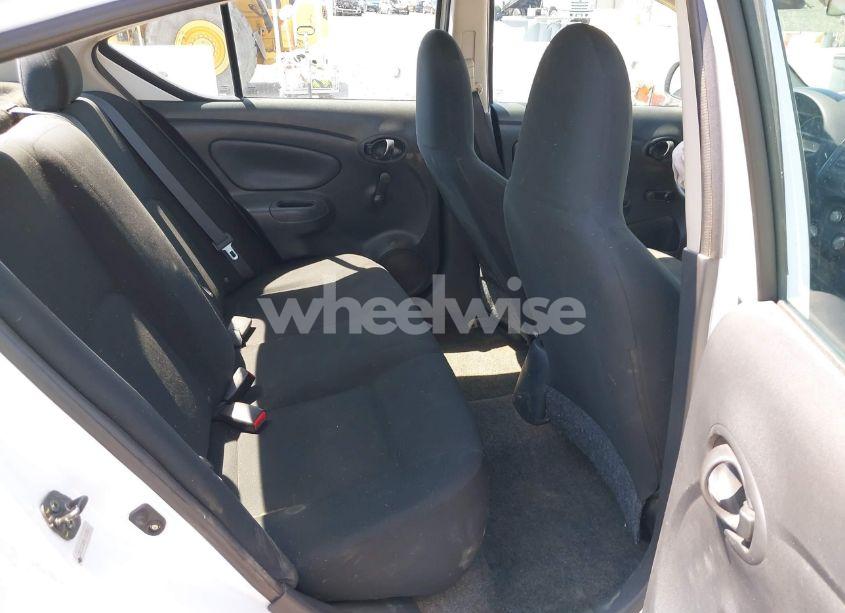 Photo 8 of 2014 Nissan Versa 1.6 S (VIN 3N1CN7AP9EL859524)