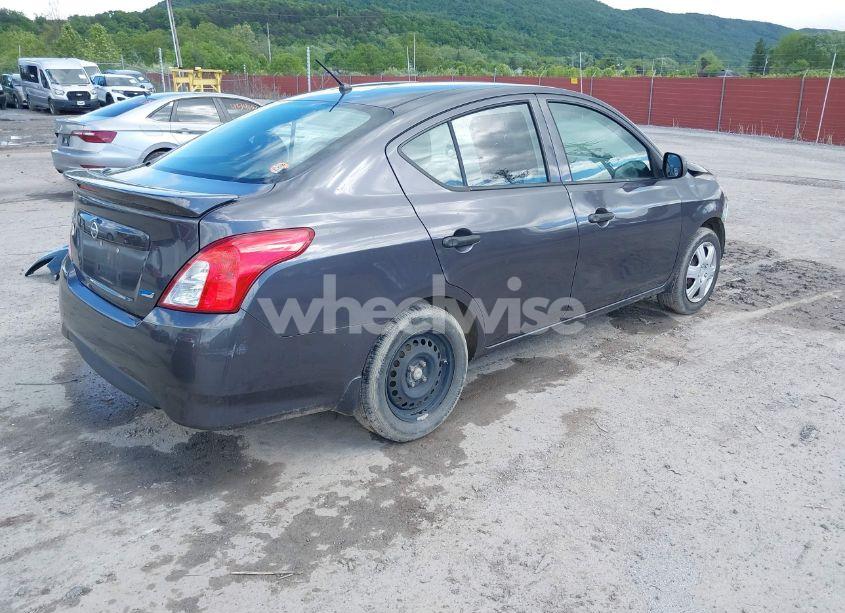Photo 4 of 2015 Nissan Versa 1.6 S+ (VIN 3N1CN7AP9FL805531)