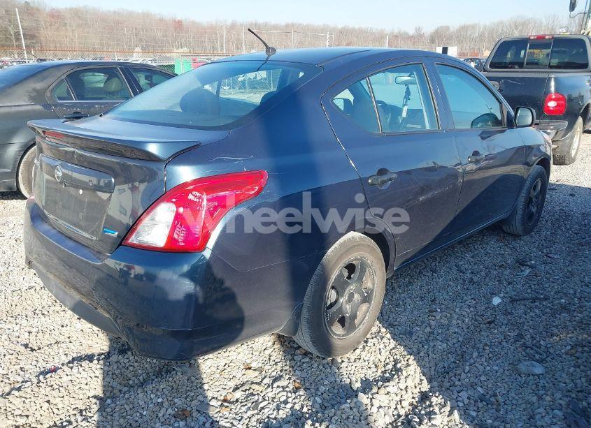 Photo 4 of 2015 Nissan Versa 1.6 S+ (VIN 3N1CN7AP9FL815668)