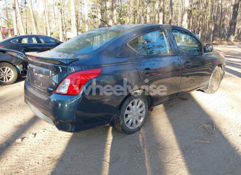 Photo 4 of 2015 Nissan Versa 1.6 S+ (VIN 3N1CN7AP9FL820577)