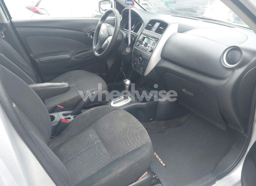 Photo 5 of 2015 Nissan Versa 1.6 SV (VIN 3N1CN7AP9FL825522)