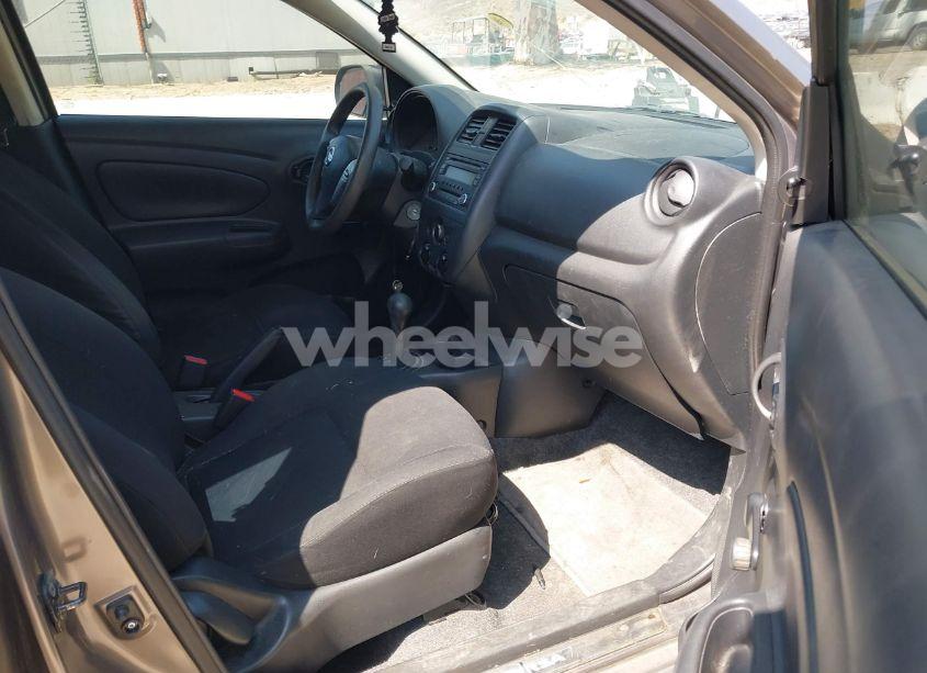 Photo 5 of 2015 Nissan Versa 1.6 S+ (VIN 3N1CN7AP9FL831448)