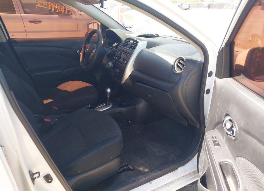 Photo 5 of 2015 Nissan Versa 1.6 S/1.6 S+/1.6 SL/1.6 SV (VIN 3N1CN7AP9FL859010)