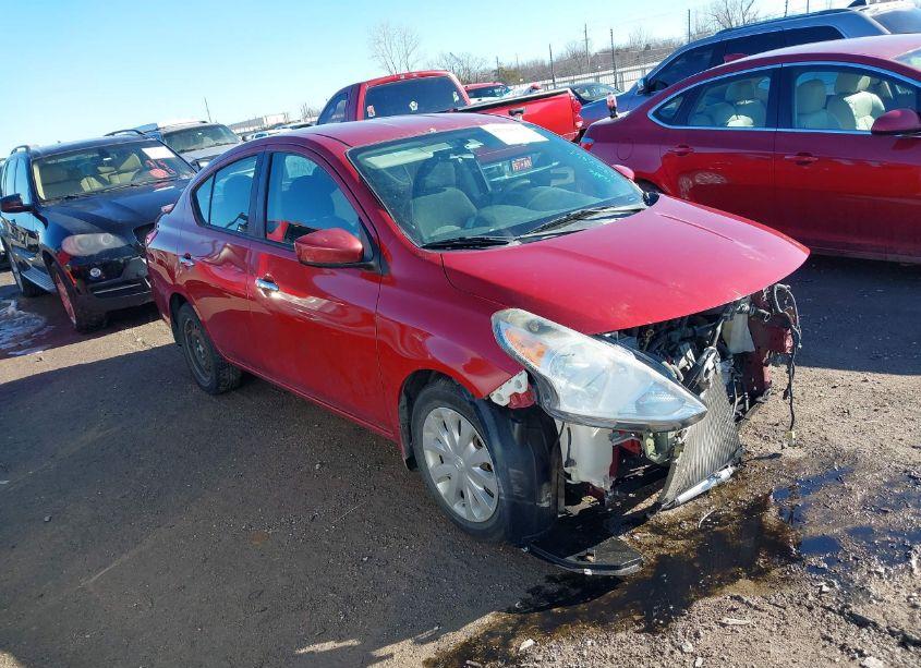 2015 Nissan Versa 1.6 SV (VIN 3N1CN7AP9FL868872) main photo