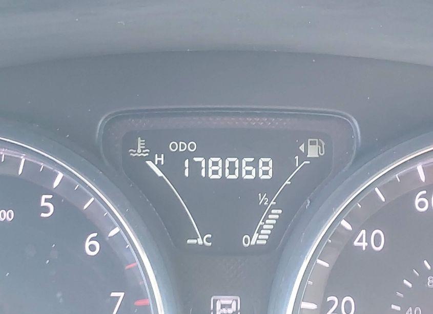 Photo 7 of 2015 Nissan Versa 1.6 SV (VIN 3N1CN7AP9FL872629)