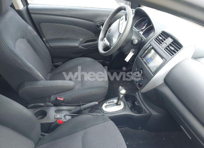 Photo 5 of 2015 Nissan Versa 1.6 SV (VIN 3N1CN7AP9FL883887)