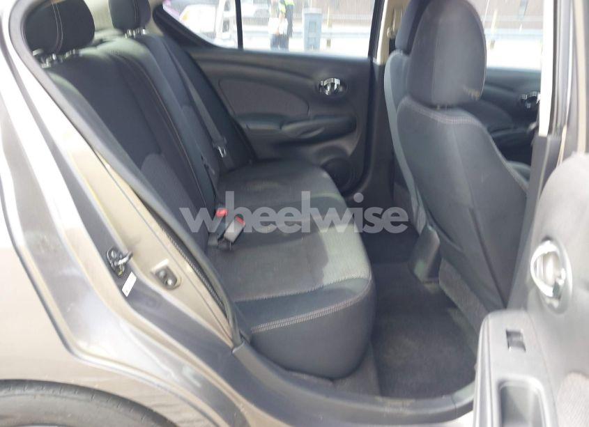 Photo 8 of 2015 Nissan Versa 1.6 SV (VIN 3N1CN7AP9FL883887)