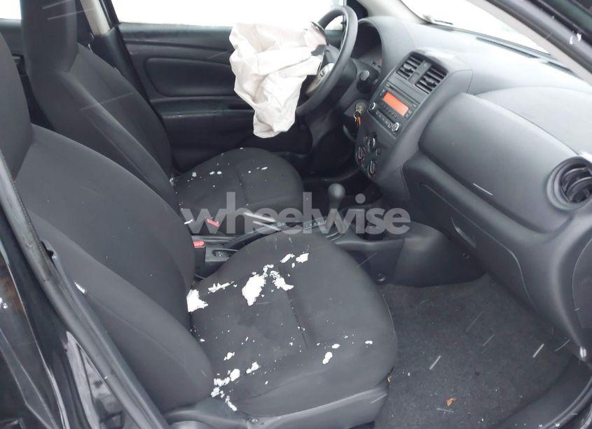 Photo 5 of 2015 Nissan Versa 1.6 S+ (VIN 3N1CN7AP9FL884053)