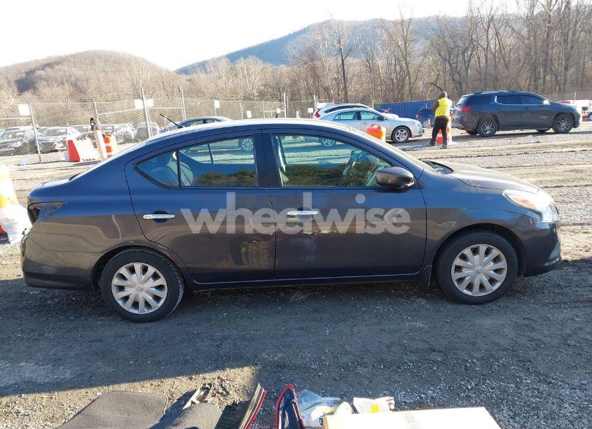 Photo 14 of 2015 Nissan Versa 1.6 SV (VIN 3N1CN7AP9FL919271)