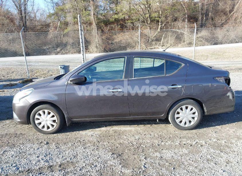 Photo 15 of 2015 Nissan Versa 1.6 SV (VIN 3N1CN7AP9FL919271)