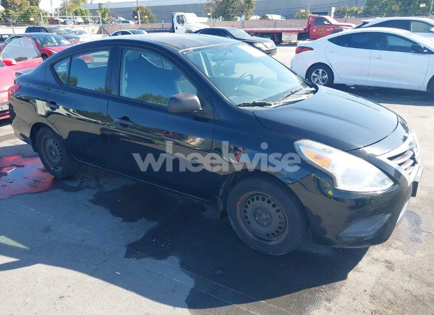 2015 Nissan Versa 1.6 S+ (VIN 3N1CN7AP9FL925815) main photo
