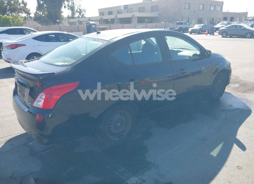 Photo 4 of 2015 Nissan Versa 1.6 S+ (VIN 3N1CN7AP9FL925815)