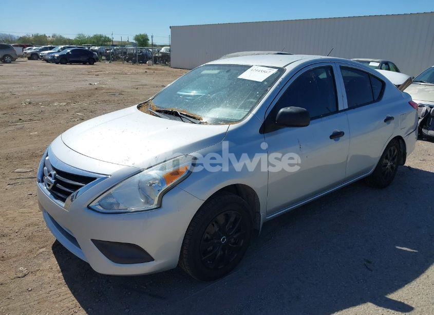 Photo 2 of 2015 Nissan Versa 1.6 S (VIN 3N1CN7AP9FL933123)